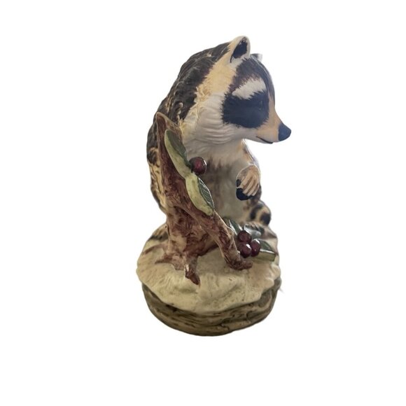 Vintage Lefton China Porcelain Hand-Painted Raccoon Figurine KW4752 Japan - Picture 2 of 7